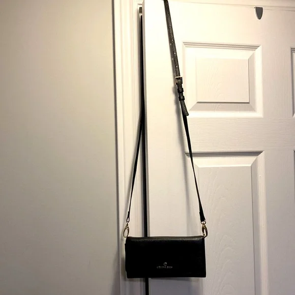 Céline Dion Collection - Black Leather Wallet/ Purse with Shoulder Straps - Picture 6 of 11